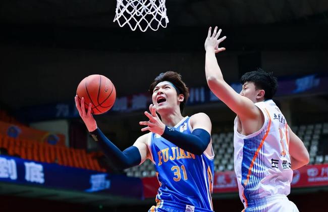 金年会首页-关于北京首钢发布备战花絮，清晨造点机会，西甲任务艰巨，赛程密集仍需轮换的信息